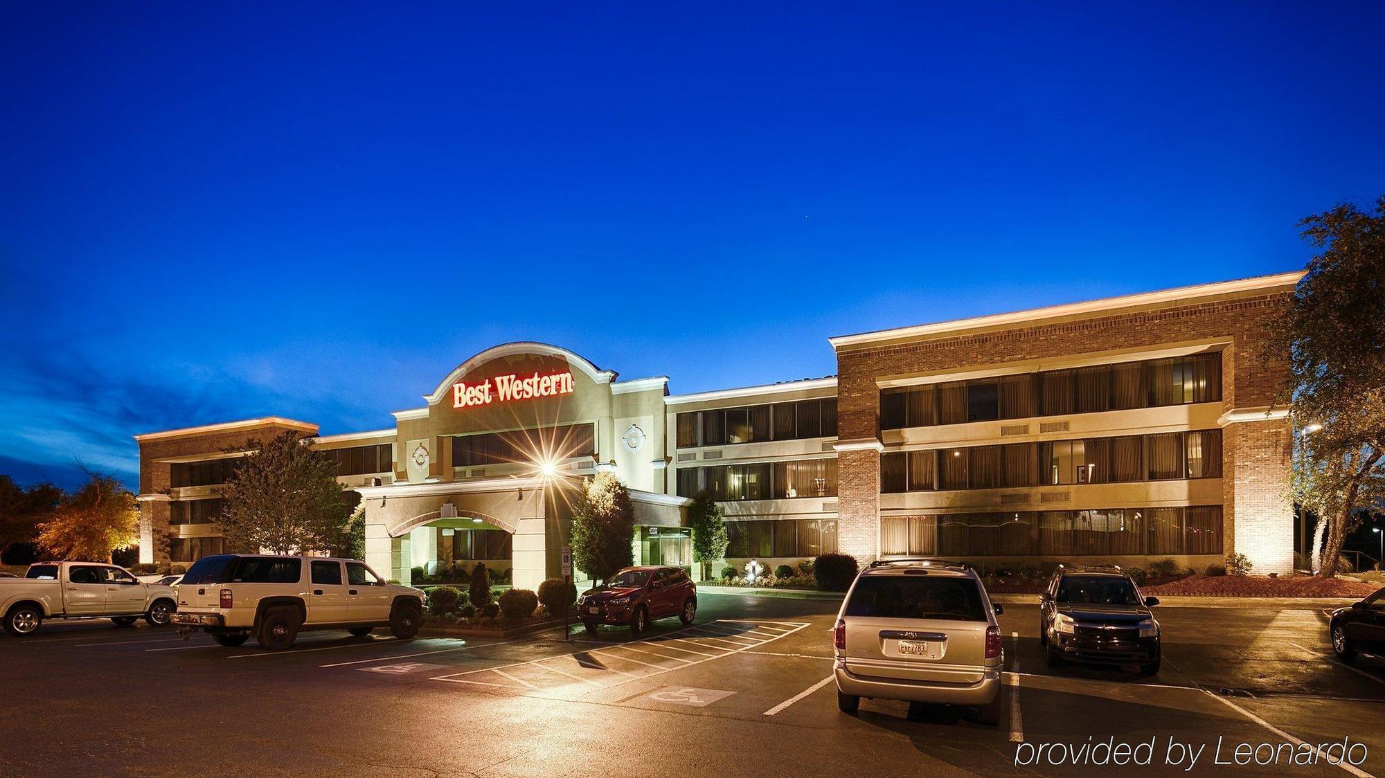 The Independence Inn - Charlotte Matthews Luaran gambar